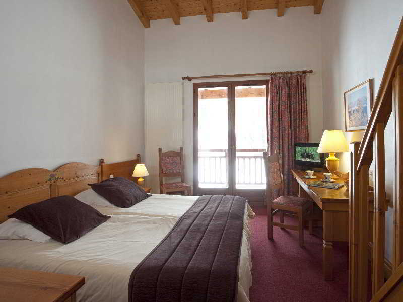 Hotel Club Mmv Le Val Cenis *** Lanslebourg-Mont-Cenis Dış mekan fotoğraf