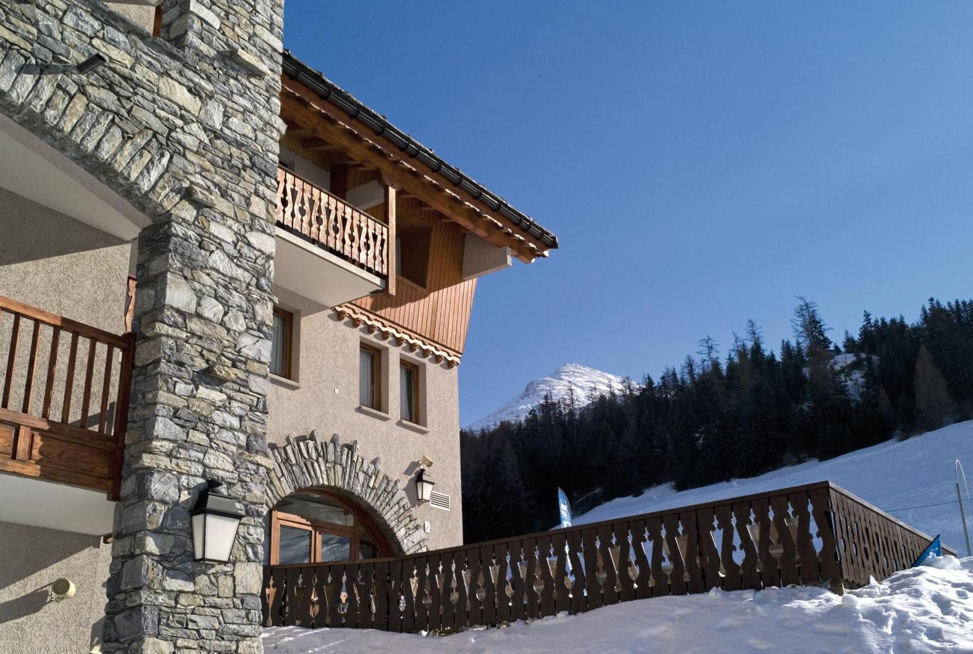 Hotel Club Mmv Le Val Cenis *** Lanslebourg-Mont-Cenis Dış mekan fotoğraf
