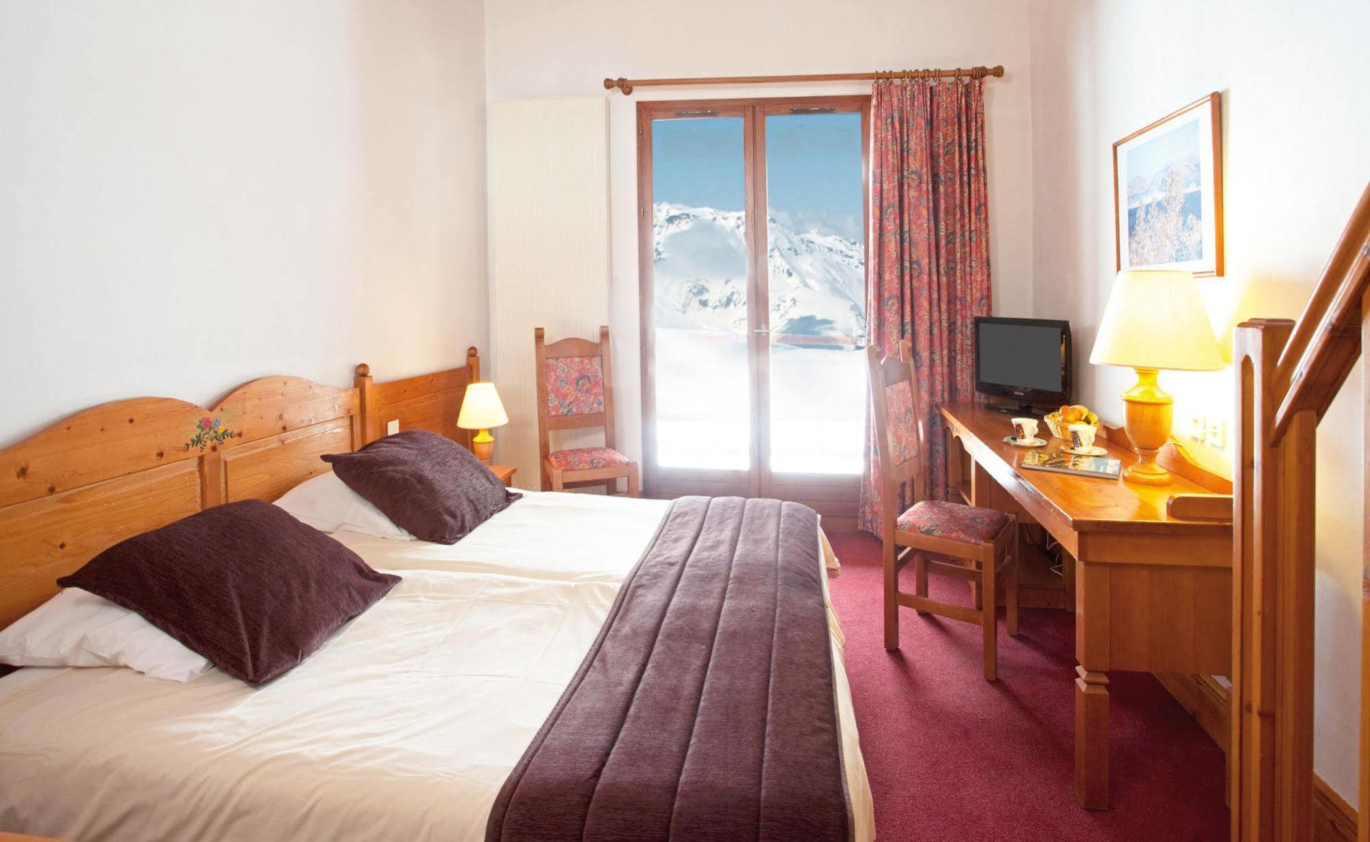 Hotel Club Mmv Le Val Cenis *** Lanslebourg-Mont-Cenis Dış mekan fotoğraf